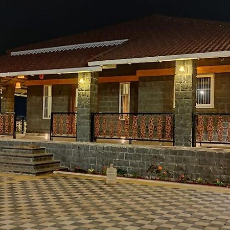 Villa Onyx Farm Khamshet Exterior foto